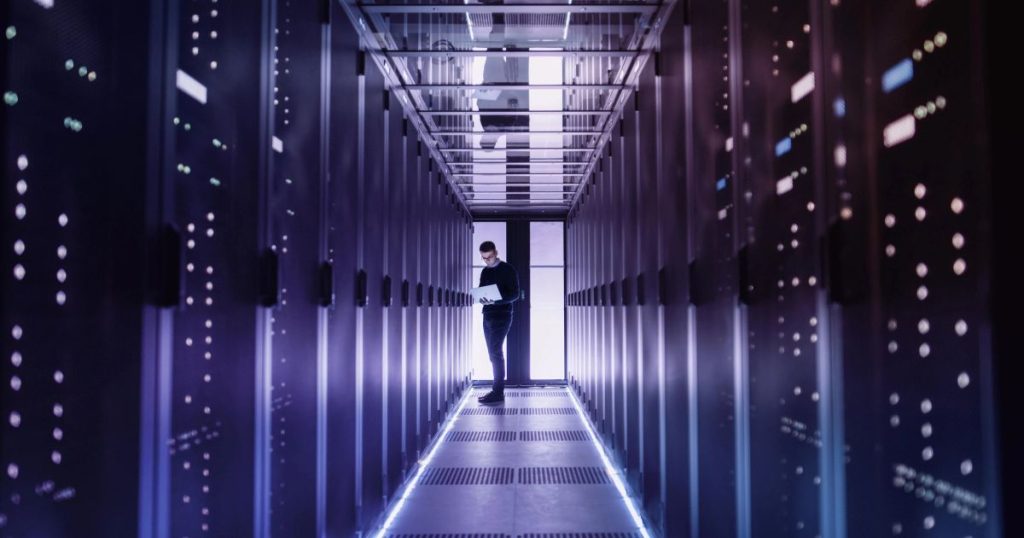 Mirae Asset Focuses on Infrastructure Suppliers Amid Indonesia’s US$13 Billion Data Center Growth