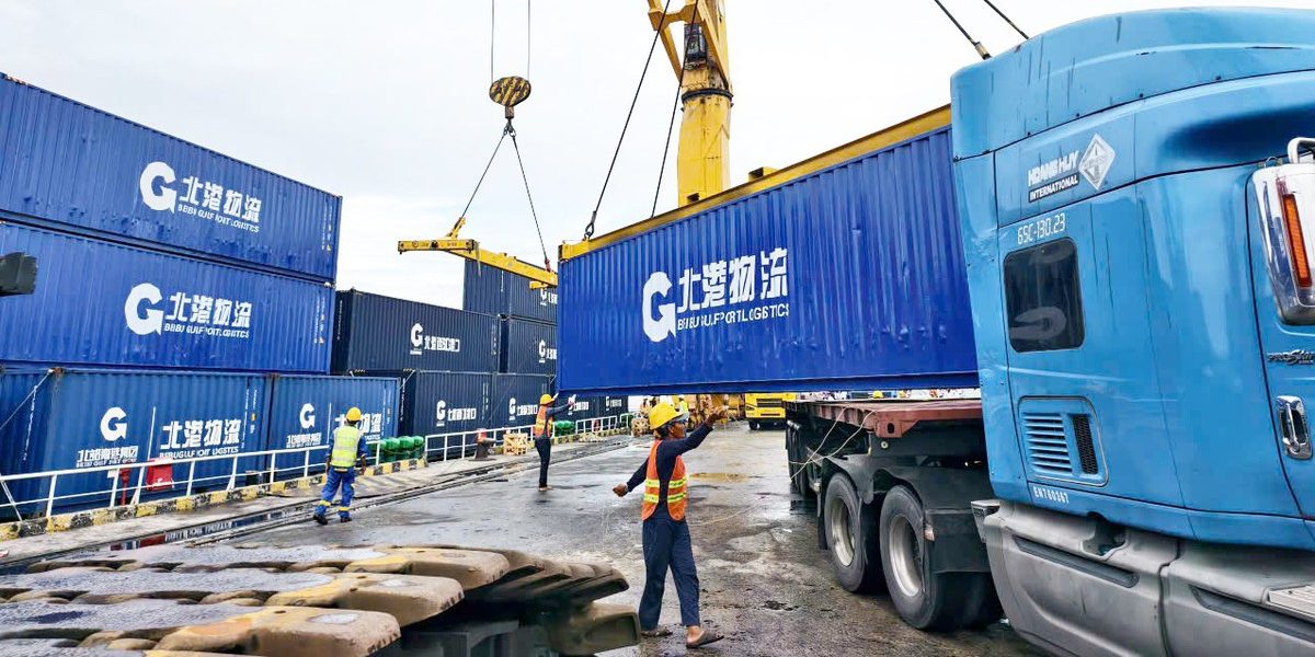 Can Tho Port Receives First Container Ship from China’s Nanning Port as Direct Trade Route Opens