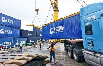 Can Tho Port Receives First Container Ship from China’s Nanning Port as Direct Trade Route Opens