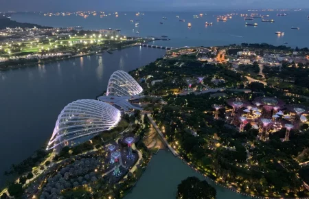 SCB EIC Projects Strong 2026 Economic Growth in Asia Amid Global Electronics Cycle and AI