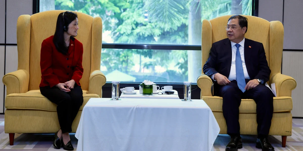 Apple, Intel, Meta Propose Expansion of High-Tech Manufacturing in Vietnam