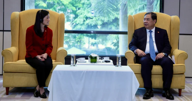 Apple, Intel, Meta Propose Expansion of High-Tech Manufacturing in Vietnam